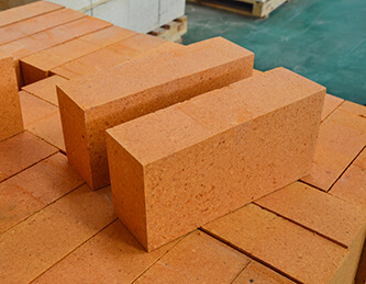 Composition and Characteristics of Clay Refractory Bricks